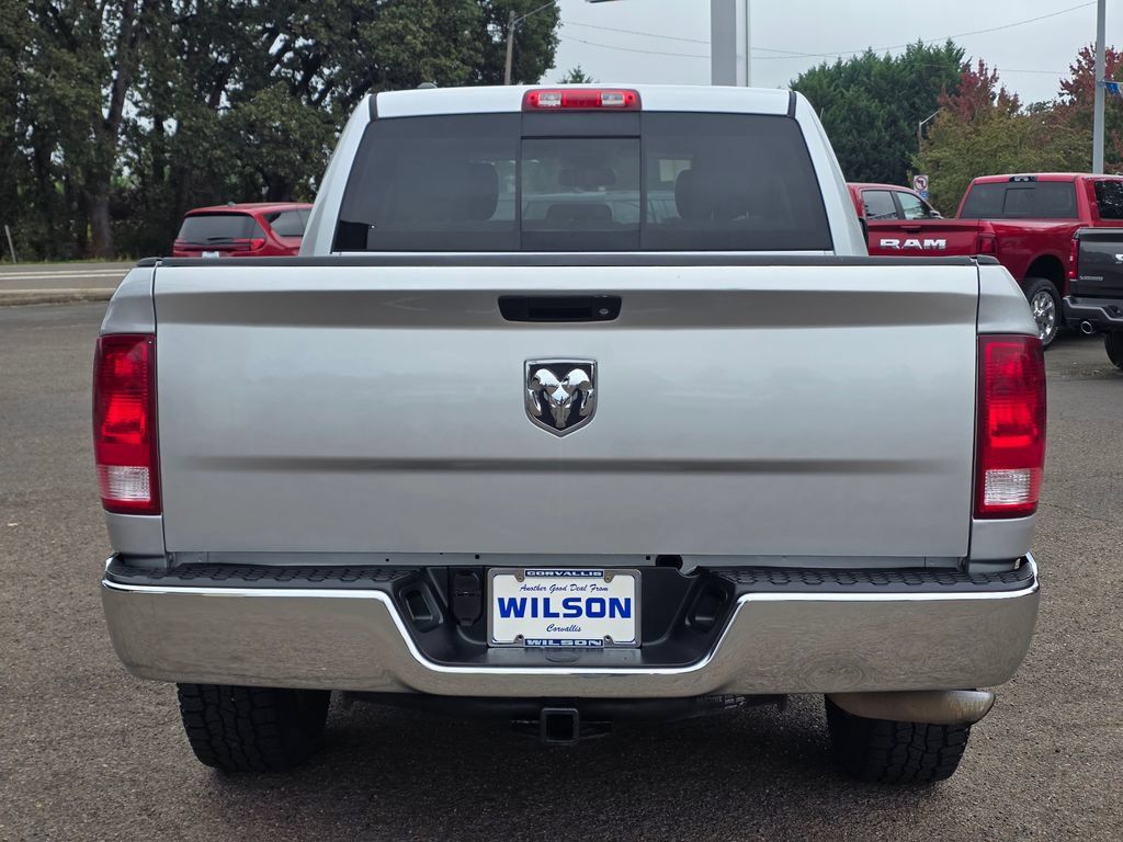 Used 2016 RAM 1500 Classic SLT AWD/4WD image 8