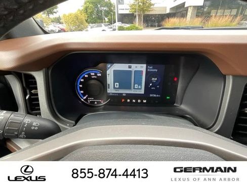 Used 2024 Ford Bronco Outer Banks AWD/4WD image 17