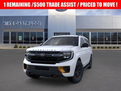 New 2025 Ford Expedition Tremor image 2