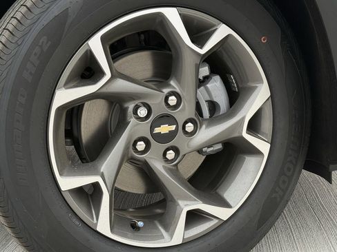 New 2026 Chevrolet Trax LT image 9