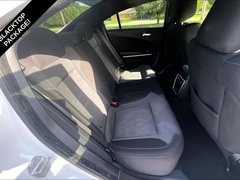 Used 2022 Dodge Charger SXT RWD image 26