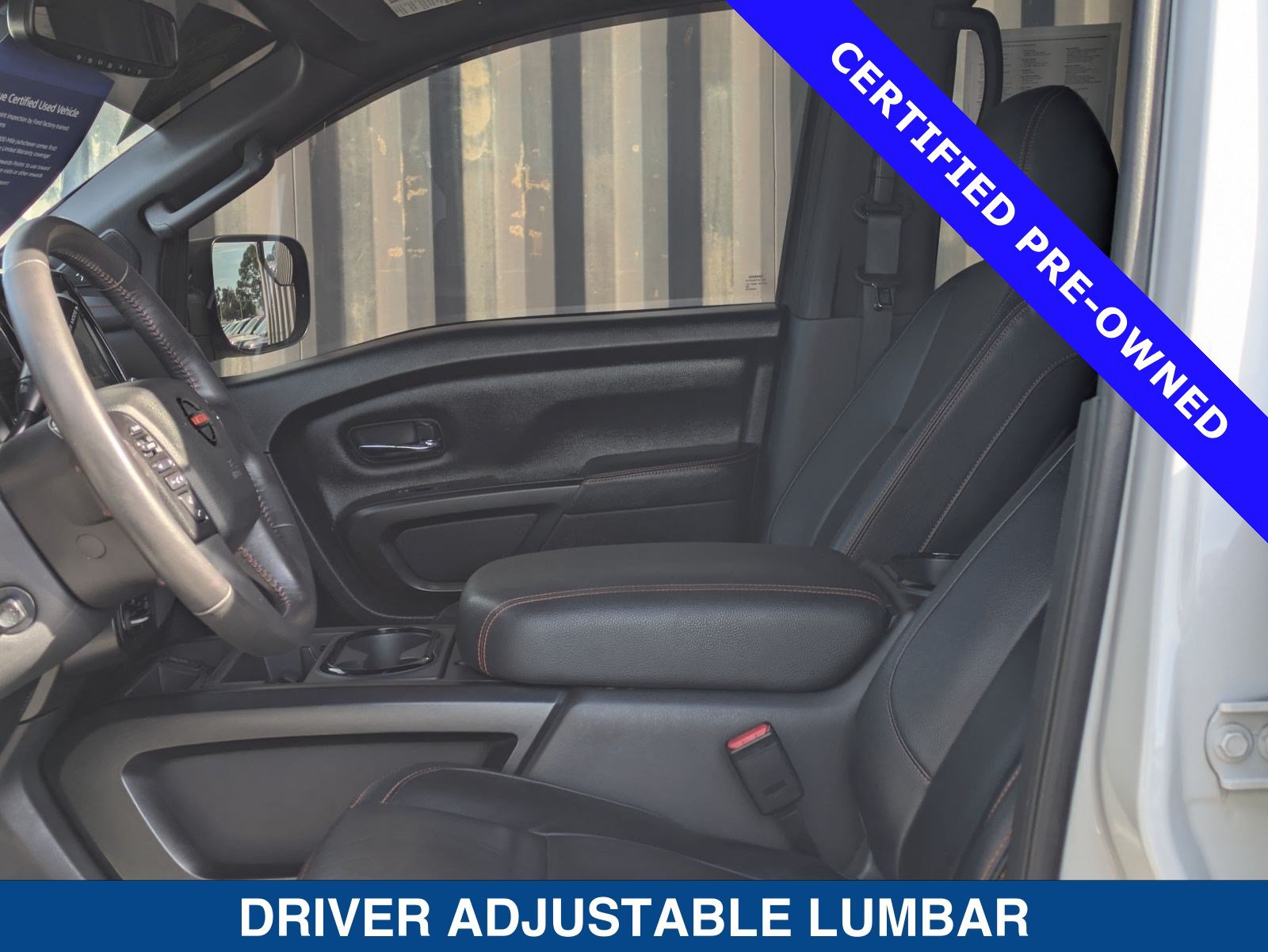 Used 2022 Nissan Titan PRO-4X w/ Pro-4x Convenience Package AWD/4WD image 26
