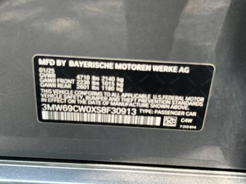 Used 2025 BMW 330i Sedan w/ Convenience Package RWD image 44