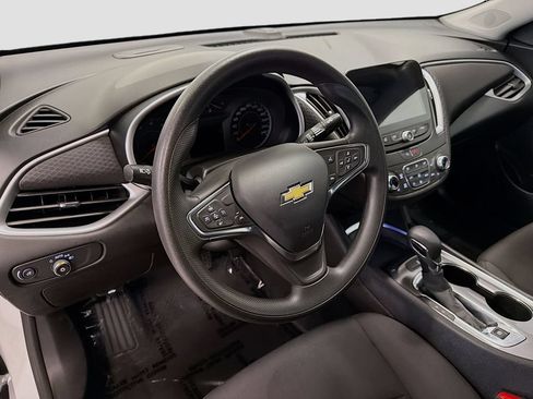 Used 2023 Chevrolet Malibu LT FWD image 12