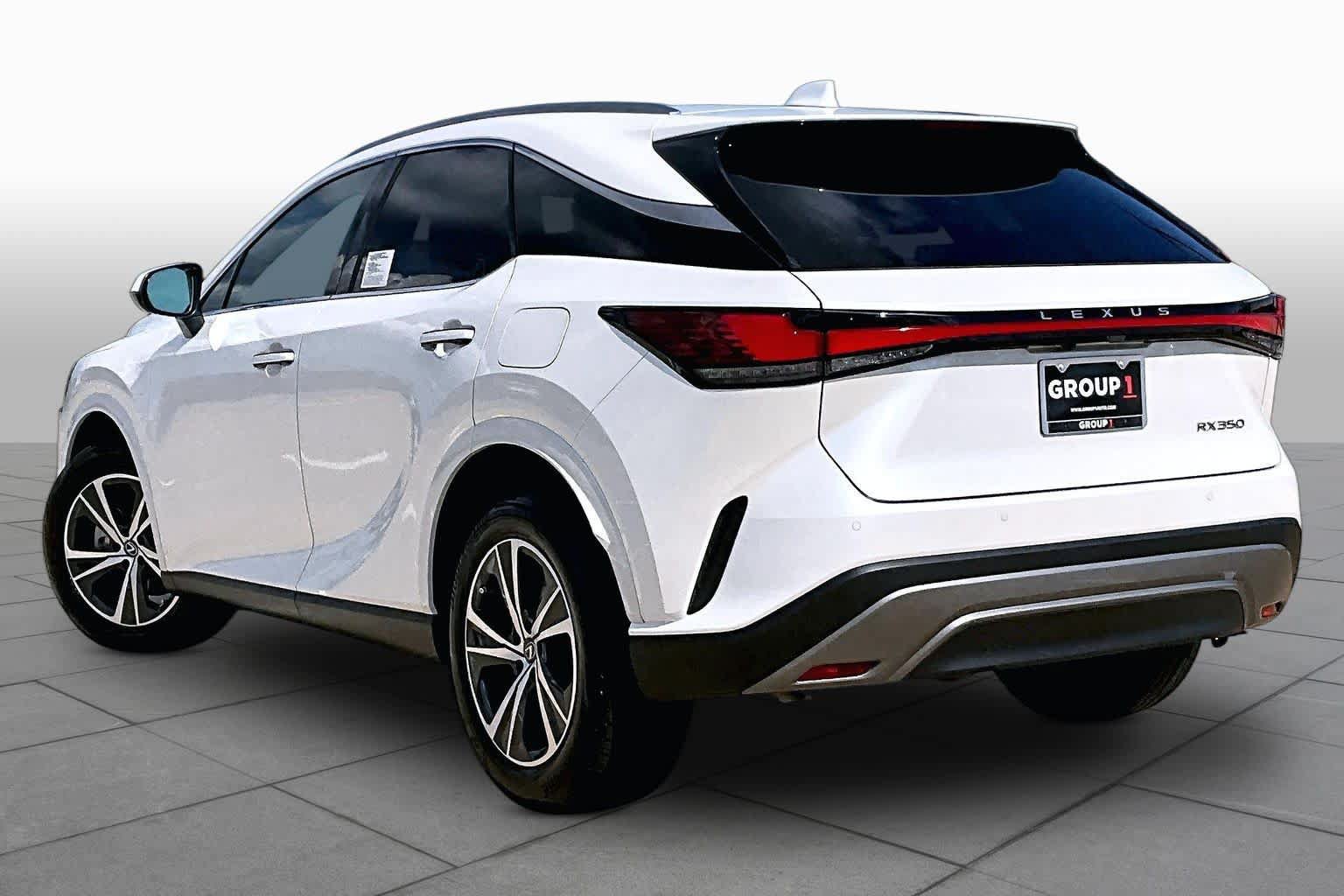 Used 2025 Lexus RX 350 Premium w/ Accessory Package (Z1) FWD image 12