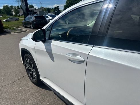 Used 2021 Lexus RX 450h AWD w/ Premium Package image 21