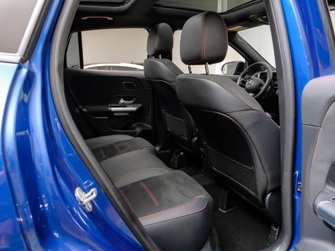 Used 2024 Mercedes-Benz GLA 250 image 36
