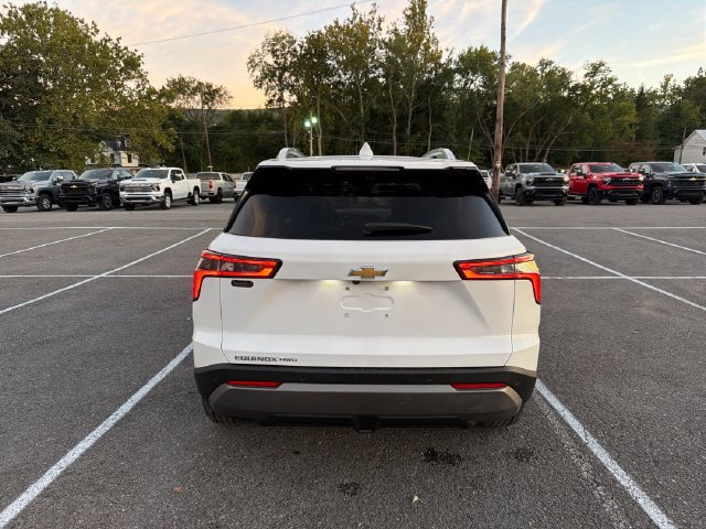 Used 2025 Chevrolet Equinox LT w/ Convenience Package II AWD/4WD image 8