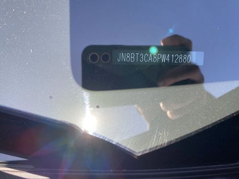 Used 2023 Nissan Rogue SL w/ SL Premium Package image 43