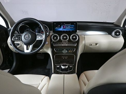 Used 2019 Mercedes-Benz C 300 Sedan image 20