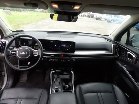 Used 2025 Kia Sorento EX FWD image 28