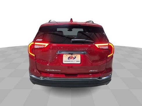 Certified 2024 GMC Terrain AT4 AWD/4WD image 7