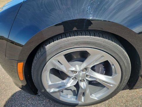 Used 2023 Chevrolet Camaro LT w/ Technology Package RWD image 10