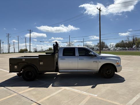Used 2012 RAM 3500 ST w/ Chrome Appearance Group image 6