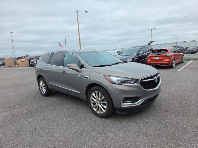 Used 2018 Buick Enclave Essence AWD/4WD image 4