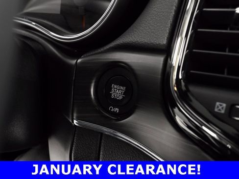 Used 2019 Jeep Grand Cherokee Limited w/ Trailer Tow Group IV image 28