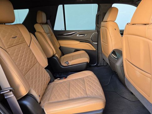 Used 2023 Cadillac Escalade Sport w/ Touring Package AWD/4WD image 29