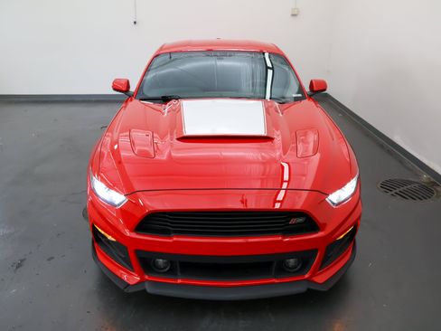 Used 2015 Ford Mustang GT Premium w/ Enhanced Security Package RWD image 9