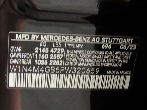 Certified 2023 Mercedes-Benz GLB 250 image 35