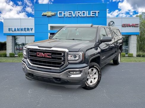 Used 2017 GMC Sierra 1500 SLE w/ SLE Value Package AWD/4WD image 1