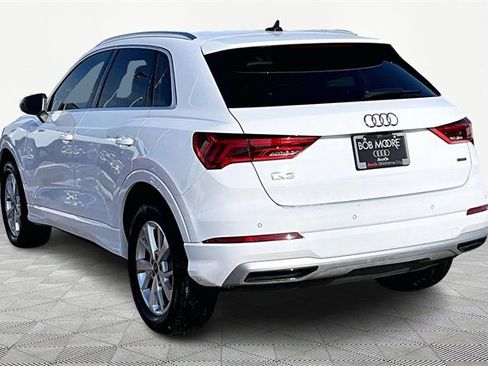 Used 2024 Audi Q3 2.0T Premium w/ Convenience Package image 12