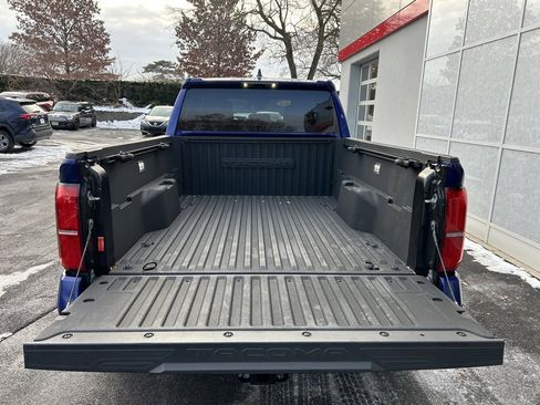 Used 2024 Toyota Tacoma TRD Off-Road image 12