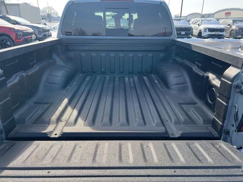 Certified 2023 Nissan Frontier PRO-4X w/ Technology Package image 12