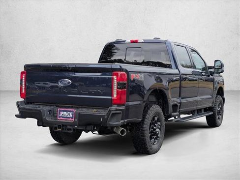 Used 2023 Ford F250 XLT w/ XLT Premium Package image 2