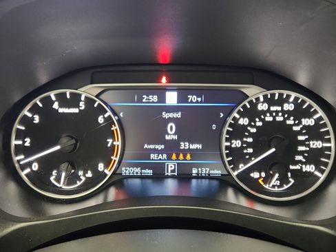 Used 2024 Nissan Altima 2.5 SV w/ SV Premium Package FWD image 14