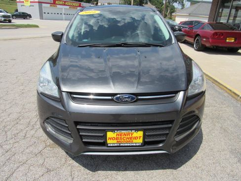 Used 2016 Ford Escape SE AWD/4WD image 2