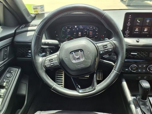 Used 2023 Honda Accord Sport image 19
