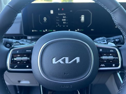 New 2026 Kia Carnival SX FWD image 25