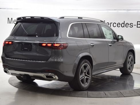 New 2026 Mercedes-Benz GLS 450 4MATIC image 6