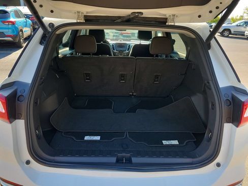 Used 2021 Chevrolet Equinox LT FWD image 11
