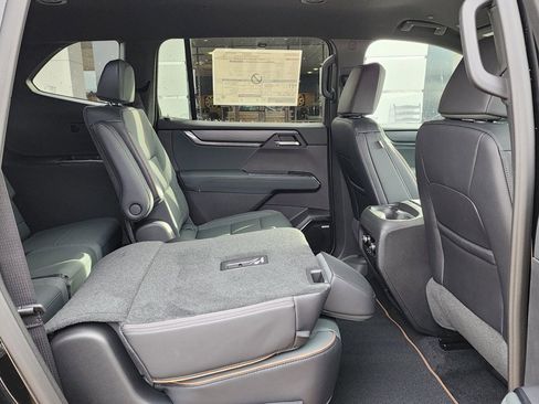 New 2026 GMC Acadia AT4 w/ Luxury Package image 47