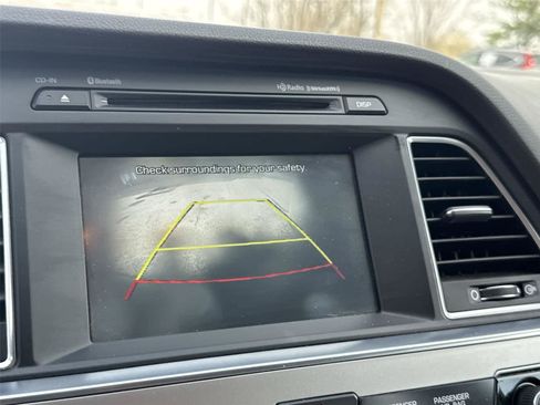 Used 2016 Hyundai Sonata SE FWD image 24