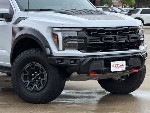 Used 2025 Ford F150 Raptor w/ Equipment Group 803A Raptor R AWD/4WD image 2