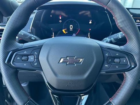 New 2026 Chevrolet Trax RS w/ Sunroof Package FWD image 25