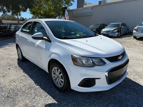 Used 2017 Chevrolet Sonic LT image 3