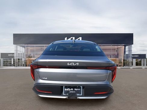 New 2026 Kia K4 FWD image 5