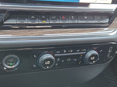 Used 2023 Chevrolet Silverado 1500 LT image 31