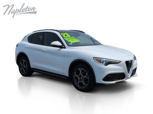 Used 2023 Alfa Romeo Stelvio Ti w/ Active Assist Plus Package AWD/4WD image 8