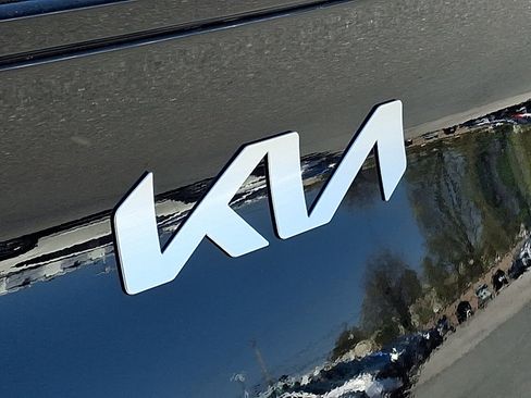 New 2026 Kia Sportage EX image 19