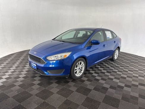 Used 2018 Ford Focus SE image 4