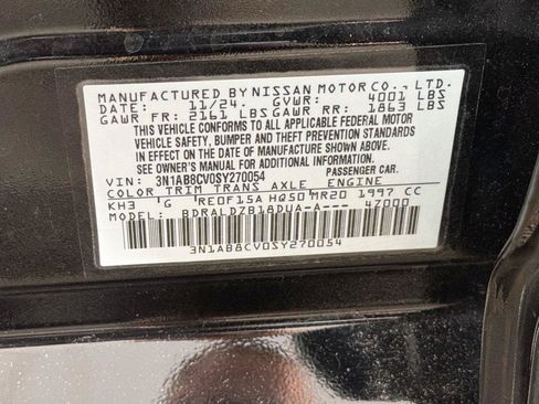 Used 2025 Nissan Sentra SV FWD image 37