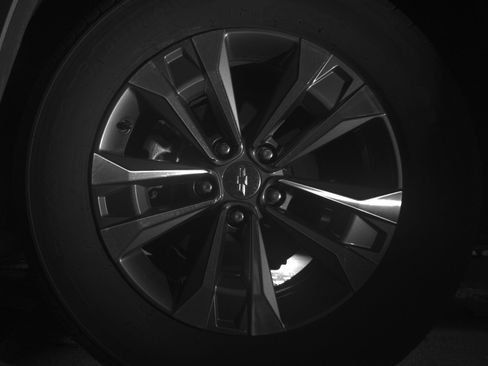 Used 2025 Chevrolet Equinox LT image 14