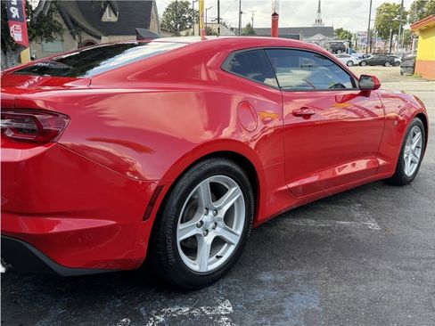 Used 2020 Chevrolet Camaro LT image 39