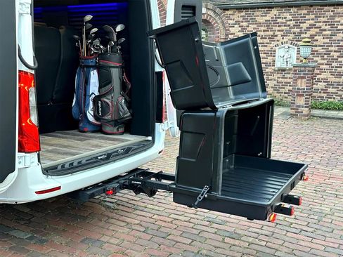 Used 2023 Mercedes-Benz Sprinter 3500 image 2