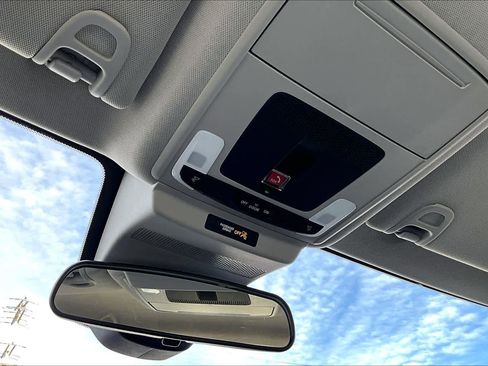 Used 2025 Honda Accord LX image 15