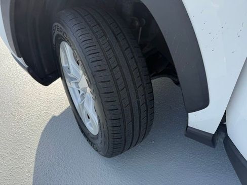 Used 2021 Toyota RAV4 XLE image 22